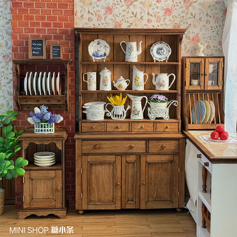 Kitchen Q - 1:6 Wood Vintage Sideboard Cabinet Plate
